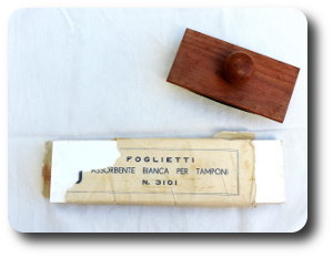 tampone e carta assorbente